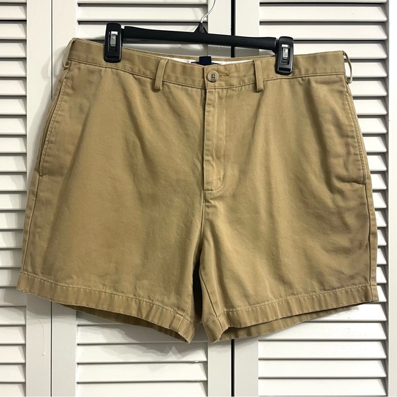 Lands End Mens Shorts Traditional Fit Flat Front Khaki Beige 5” Inseam Sz 36 - Picture 1 of 10